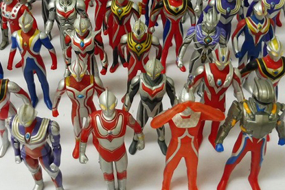 特撮ヒーロー高く売るなら買取コレクター