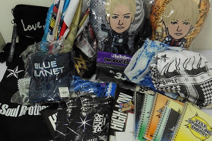 「アーティスト グッズ」を売るなら買取コレクター！