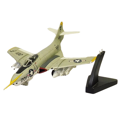 軍用機模型 ウイングクラブ 1/32 F9F-8 クーガー / アメリカ海軍