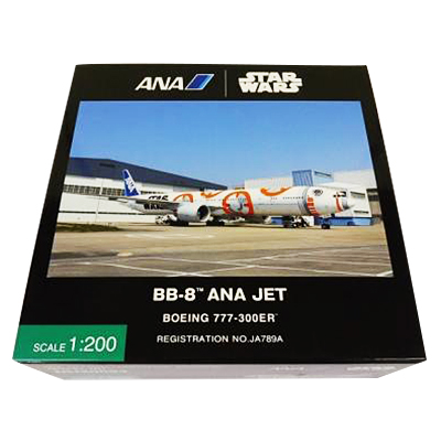 全日空商事 1/200 STARWARS BB-8 ANA JET B777-300ER JA789A