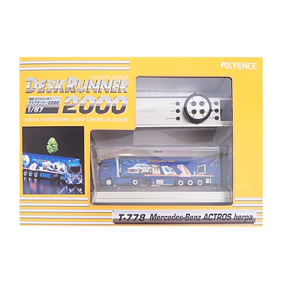 キーエンス 1/87 RCミニトレーラー デスクランナー2000 メルセデスベンツ アクトロス ヘルパ T-778